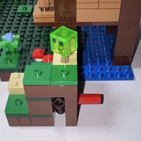 LEGO Minecraft: The Witch Hut (21133) w/Alex, Witch, Slime & Pig, No Box/Manual