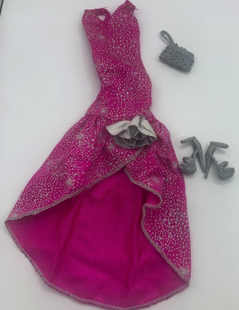 Vintage Barbie Fashion Outfit Clothing Formal Dress Pink Silver Shoes Flower
