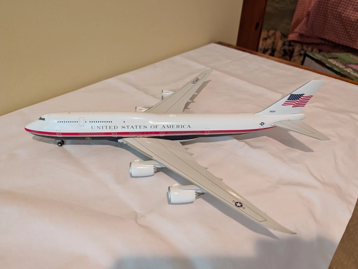 25+ GeminiJets Boeing 747 1:200 Scale Diecast Aircraft