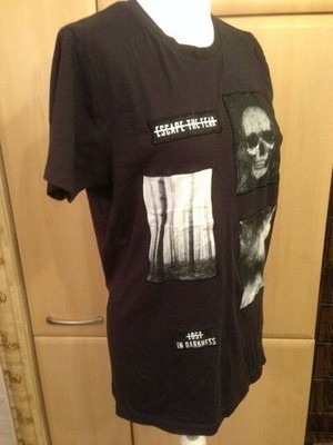 ''SMOG REGULAR  FIT'' Herren Shirt Gr.S.Schwarz.Vorne Applikation.