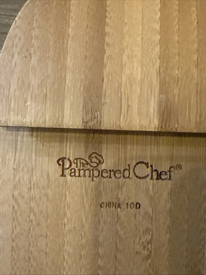 PAMPERED CHEF SALAD TOSSERS CLAWS BAMBOO - Image 2 of 4