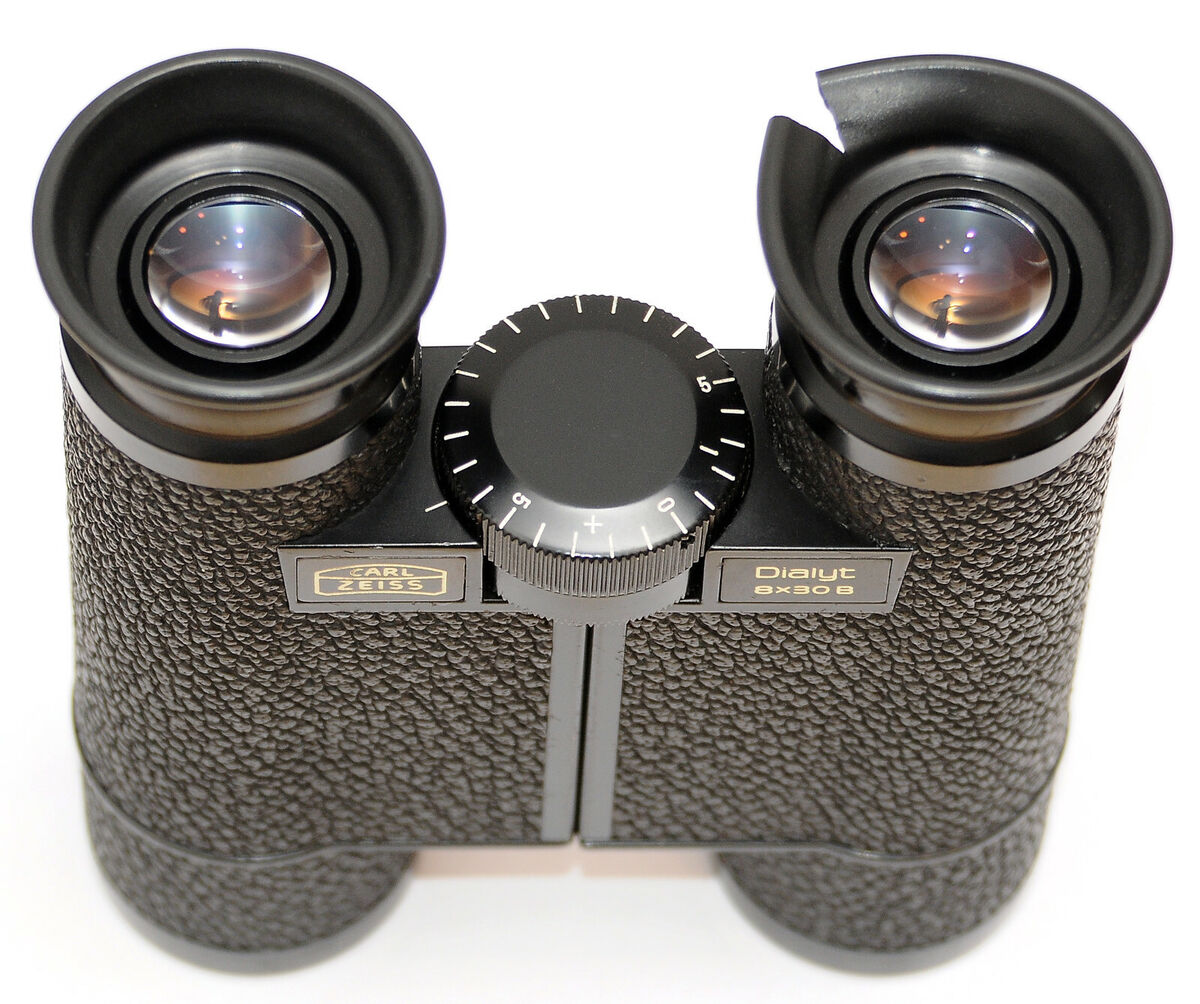 CARL ZEISS DIALYT 8x30B 8 x 30 B BINOCULARS Germany with CARL ZEISS DIALYT 8x30B 8 x 30 B BINOCULARS Germany with