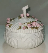 Trinket Dish Porcelain with Lid   Roses   Ornate    Marked Vintage 