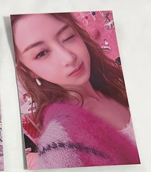 ルセラフィム Fearless Weverse抽選ラキドロトレカ ユンジン ユンジン