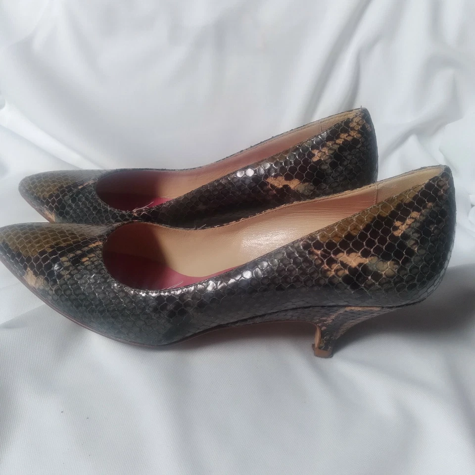 Mujer KATE SPADE Serpiente Patrón Cuero Tacón Bajo Zapatos Talla 6 B Hecho en EE. UU. en Italia Foto 4 de 4
