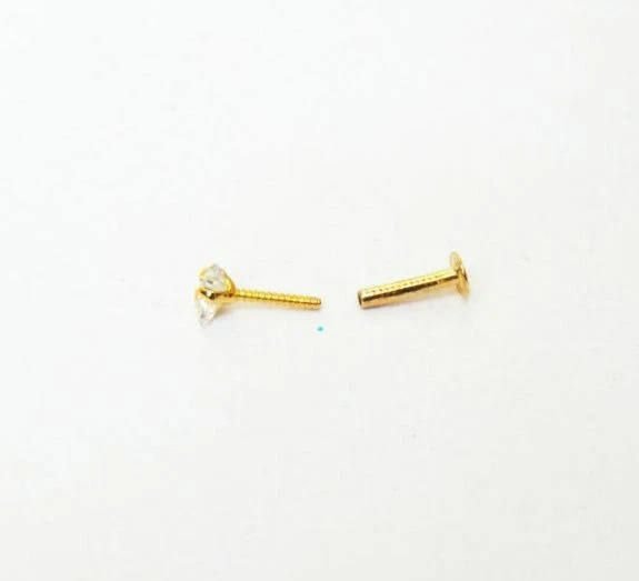 Anillo de nariz de 4 mm circonita cúbica indio Nath tornillo enchapado en oro 22k nariz oreja pin regalo de San Valentín Foto 3 de 3