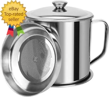 Bacon Grease Container,Kitchen Oil Container Can with Strainer and Anti-Slip