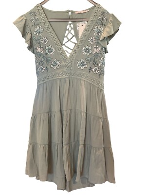 Francesca s Mi Ami Slembroide Green Floral Embroidered Dress size Large NWT