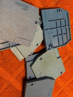 Entrelec FEM6 DIN Rail Mount Terminal Block End Cap Block Blue