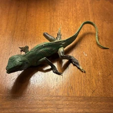 VTG 1990s AAA Iguana Lizard Vinyl Figure Realistic Reptile 8"