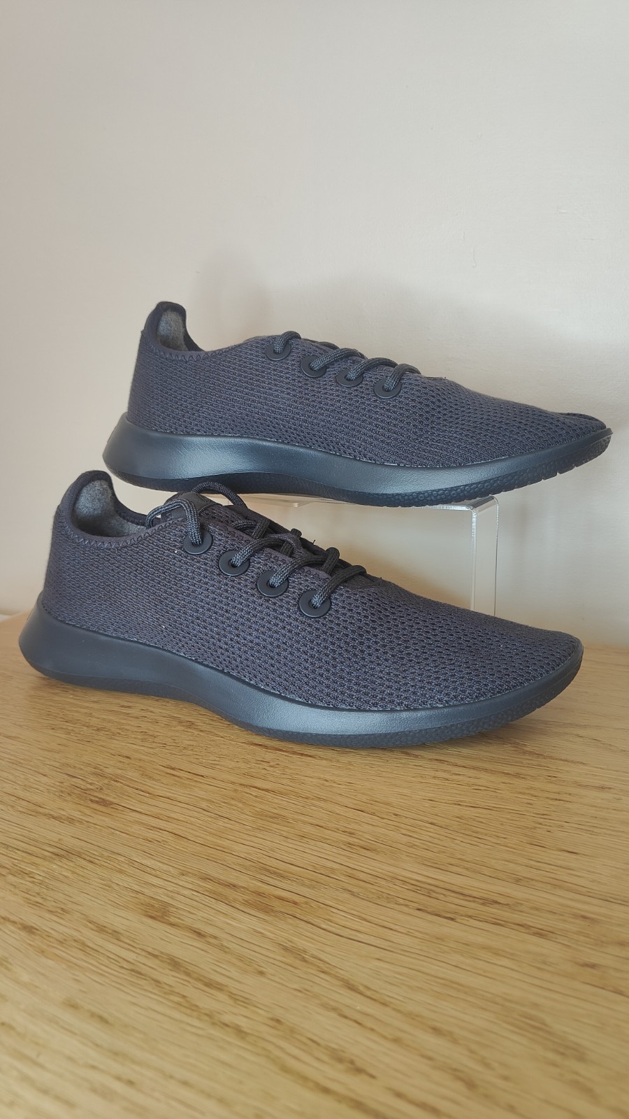 Allbirds Tree Runners Black Trainers *FREEPOST* Size UK10 image 2