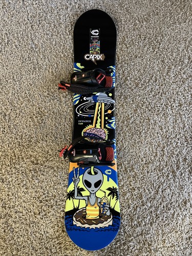 140cm Capix Snowboard With Airwalk Bindings Cool Alien Design - Picture 1 of 2