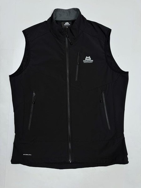 Men Mountain Equipment Vest Black Polyamide 42 /