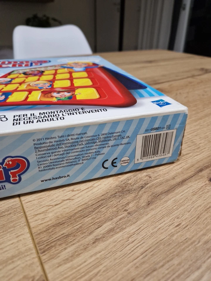 Gioco Da Tavolo Indovina Chi Hasbro 2009 In Ottime Condizioni - Immagine 4 di 4