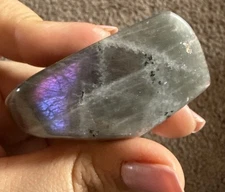Light Flash Purple Labradorite Freeform