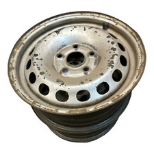 1x VW Caddy 2K Stahlfelge Felge 2K0601027 6x15 H2 ET47 5x112