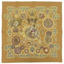 HERMES Carre 90 LE ROY SOLEIL Sun King Scarf Silk Camel Color Women s 4790