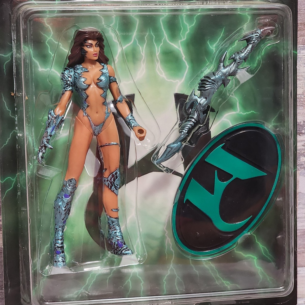Moore Action Collectibles Sara Pezzini Witchblade Action Figure