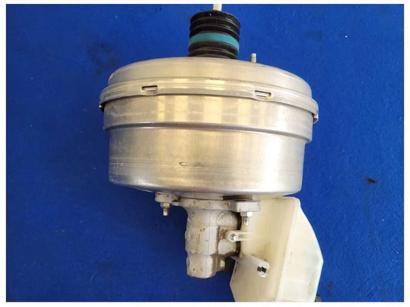 Chevrolet Camaro SS 2016-2023 cupé freno eléctrico refuerzo cilindro maestro 2492 Foto 3 de 4