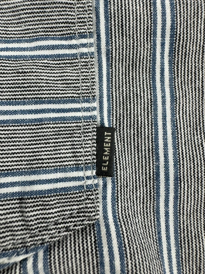 Element Mens Large Gray 100% Cotton Button Up Short Sleeve Shirt - Image 4 of 4