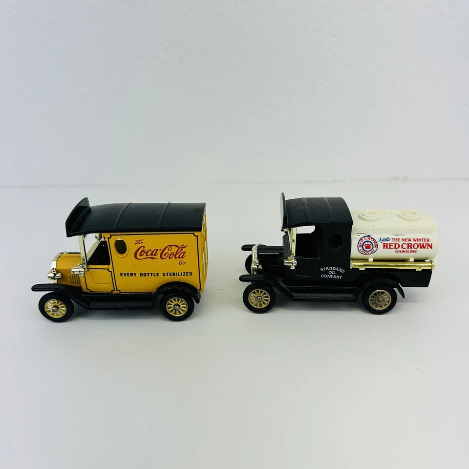 LLEDO Days Gone Delivery Trucks Coca Cola, Crown Gasoline Gas Standard Oil 1:64 - Image 2 of 4