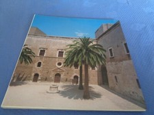 Chamber Sculptures Fisher Gallery USC 1988 Sol Lewitt Lucio Fontana Tony Cragg Chamber Sculptures Fisher Gallery USC 1988 Sol Lewitt Lucio Fontana Tony Cragg