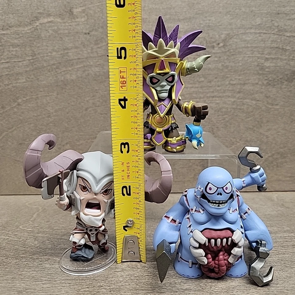 Mini Figuras Blizzard Lote de 3 Puntadas Bruja Doctor Bárbaro Vinilo Funko Foto 2 de 4