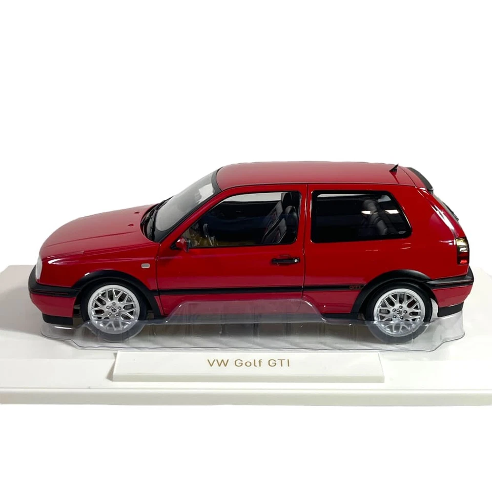 Modellino Auto Norev 1/18 Volkswagen Golf GTI Flash Red 1996 - Immagine 3 di 4