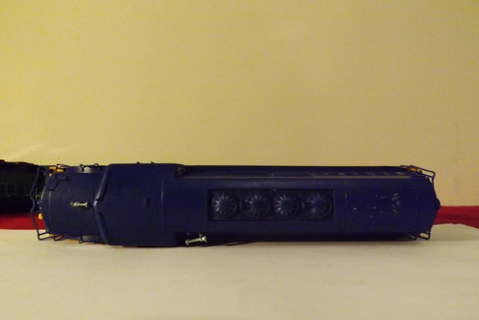 HO SCALE PROTO 2000 EMD BL2 CHESAPEAKE & OHIO C&O #1845 NO BOX - Image 2 of 4