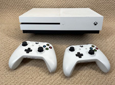 Microsoft xbox one s 500GB white 2 controlers power cord