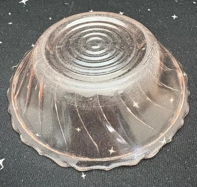 VTG Jeannette Glass Co. Petal Swirl Pink Cereal Bowl 5"Round