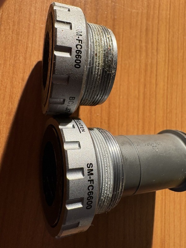Shimano ULTEGRA Bottom Bracket, SM-BB6600, Hollowtech, BSA. NEW .