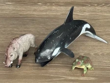3 Vintage Orca Killer Whale squirter toy  Wild Boar, Frog Animal Toys