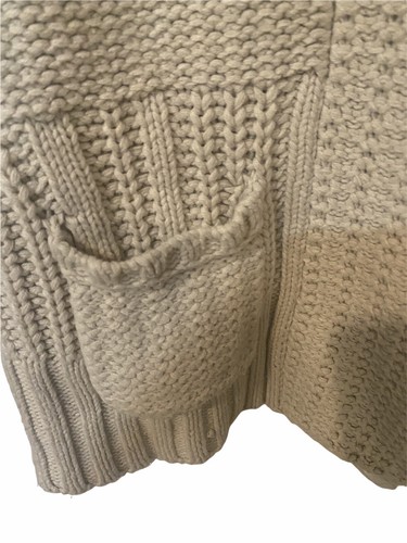 Willow Blossom Women’s Cardigan Cream Chunky Sweater Vest• Toggle buttons•Medium - Picture 5 of 9