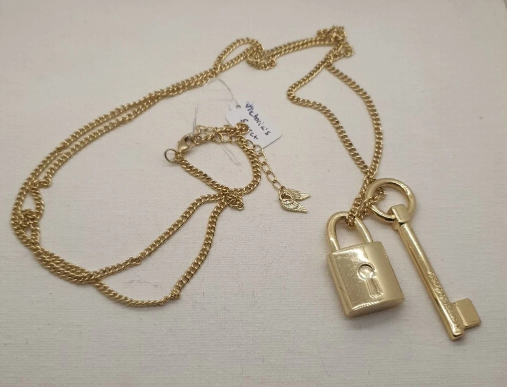 UNDERCOVER Splendida Collana Victoria Secret con Serratura e Chiave Oro