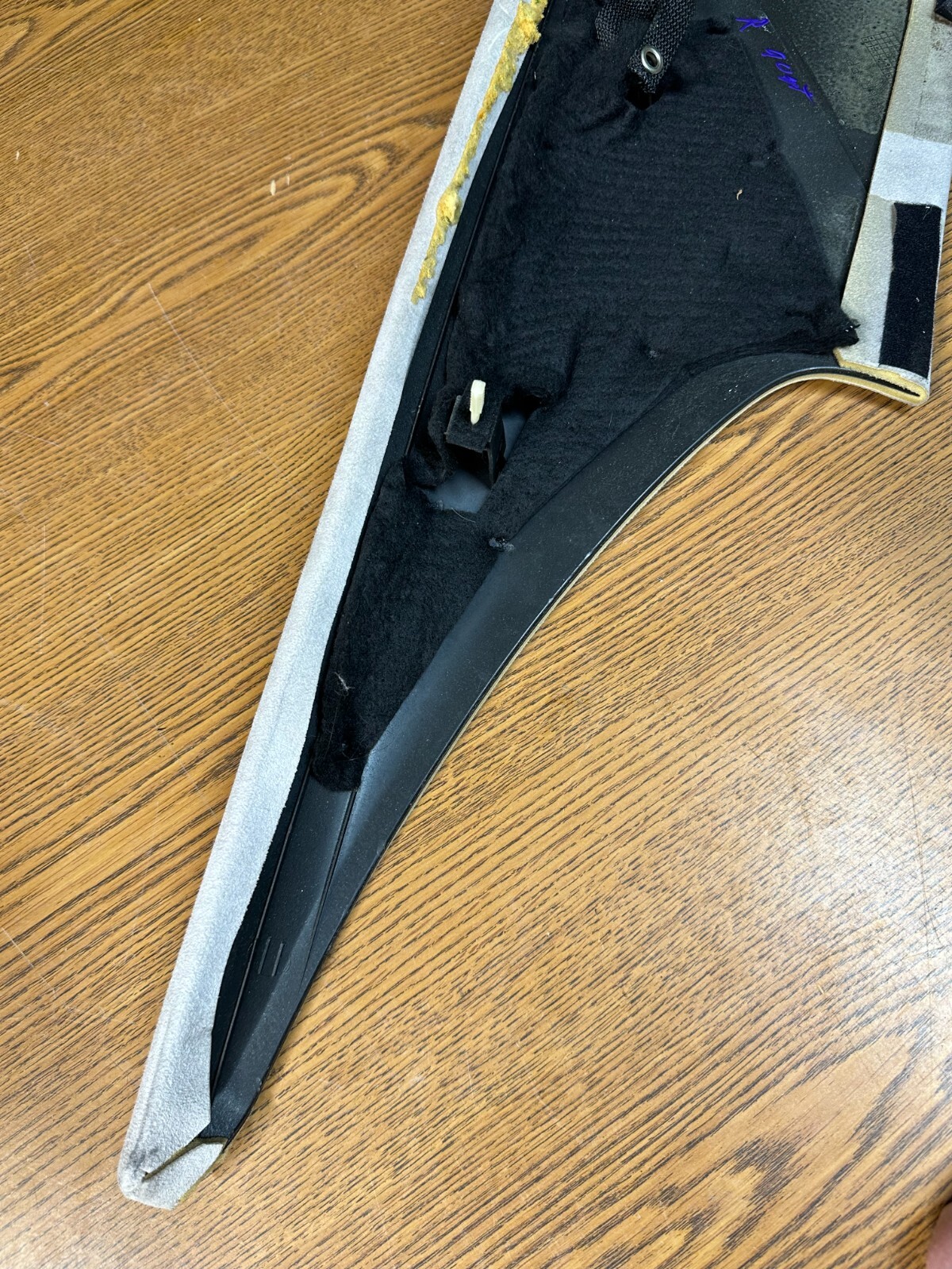 2003-2013 Maserati Quattroporte Right Rear Upper C Pillar Trim Panel Cover Gray