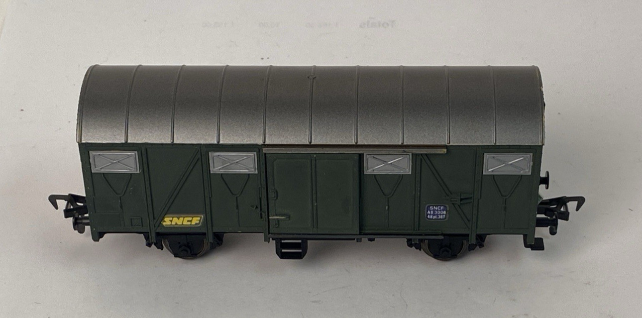 Fleischmann Germany HO Custom Box Car SNCF Green