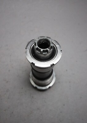 Shimano Dura Ace BB 7700 Bottom Bracket / 68 mm BC 1,37 / 109.5 mm