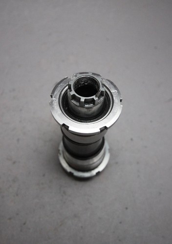 Shimano Dura Ace BB 7700 Bottom Bracket / 68 mm BC 1,37 / 109.5 mm / 1997 - Picture 2 of 7