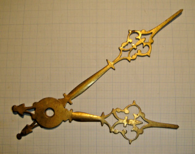MESSING NADELN 110 MM X 80 MM FÜR KARTELL - OCHSENAUGE - PARISER PENDELUHR 