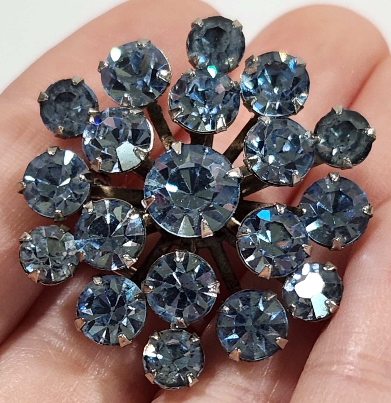 Vintage MCM Brilliant Blue Rhinestone Starburst Brooch Pendant Pin Silver Tone