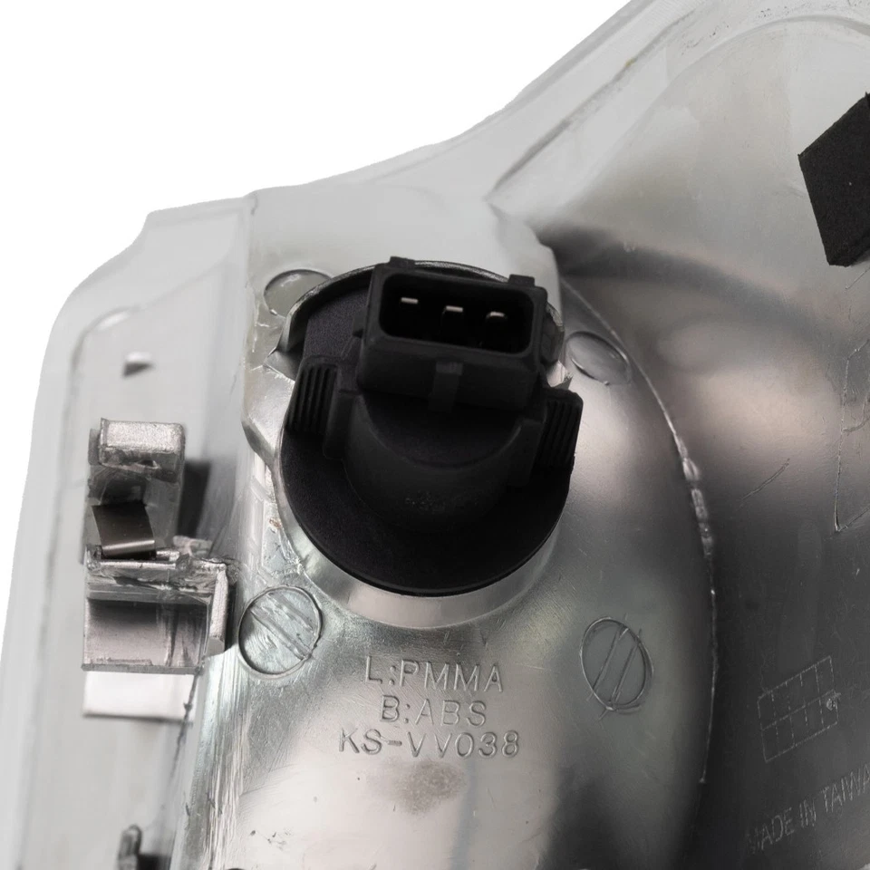 For Volvo S70/V70 Parking Signal Light 1998-2000 Pair Passenger & Driver Side - Image 3 of 4