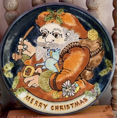 MERRY CHRISTMAS SANTA HANDPAINTED 14  ROUND ROTHWOMAN PLATTER 1982 Signed Mint