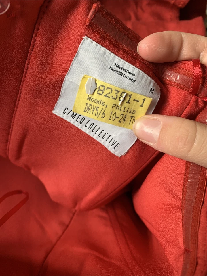 Vestido midi C/MEO Collective rojo lino confesiones sin tirantes faltante corbata M mediano Foto 4 de 4