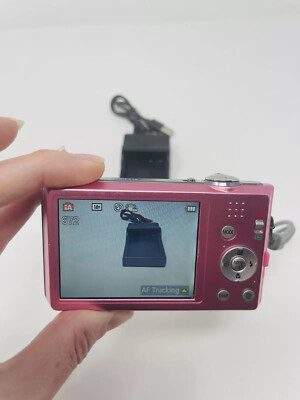 Panasonic LUMIX DMC-FH2/DMC-FS16 14.0MP CCD Digital Camera 100