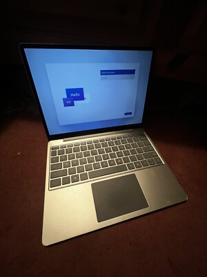 Microsoft Surface Go 2 10.5'' (Intel Pentium Gold 4425Y, 64 GB eMMC, 4 GB RAM)...