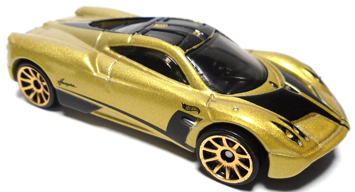 2012 HOT WHEELS PAGANI HUAYRA GOLD 1:64 DIECAST 2 5/8