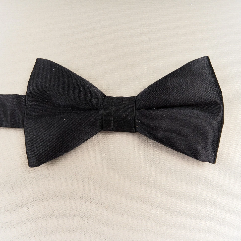 Pajarita de seda Pronto Uomo negra formal preatada esmoquin boda Foto 3 de 4
