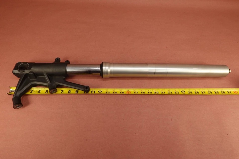 Tubo amortiguador horquilla delantera izquierda Kawasaki Concourus 14 ZG1400 2008-2009 Foto 2 de 4