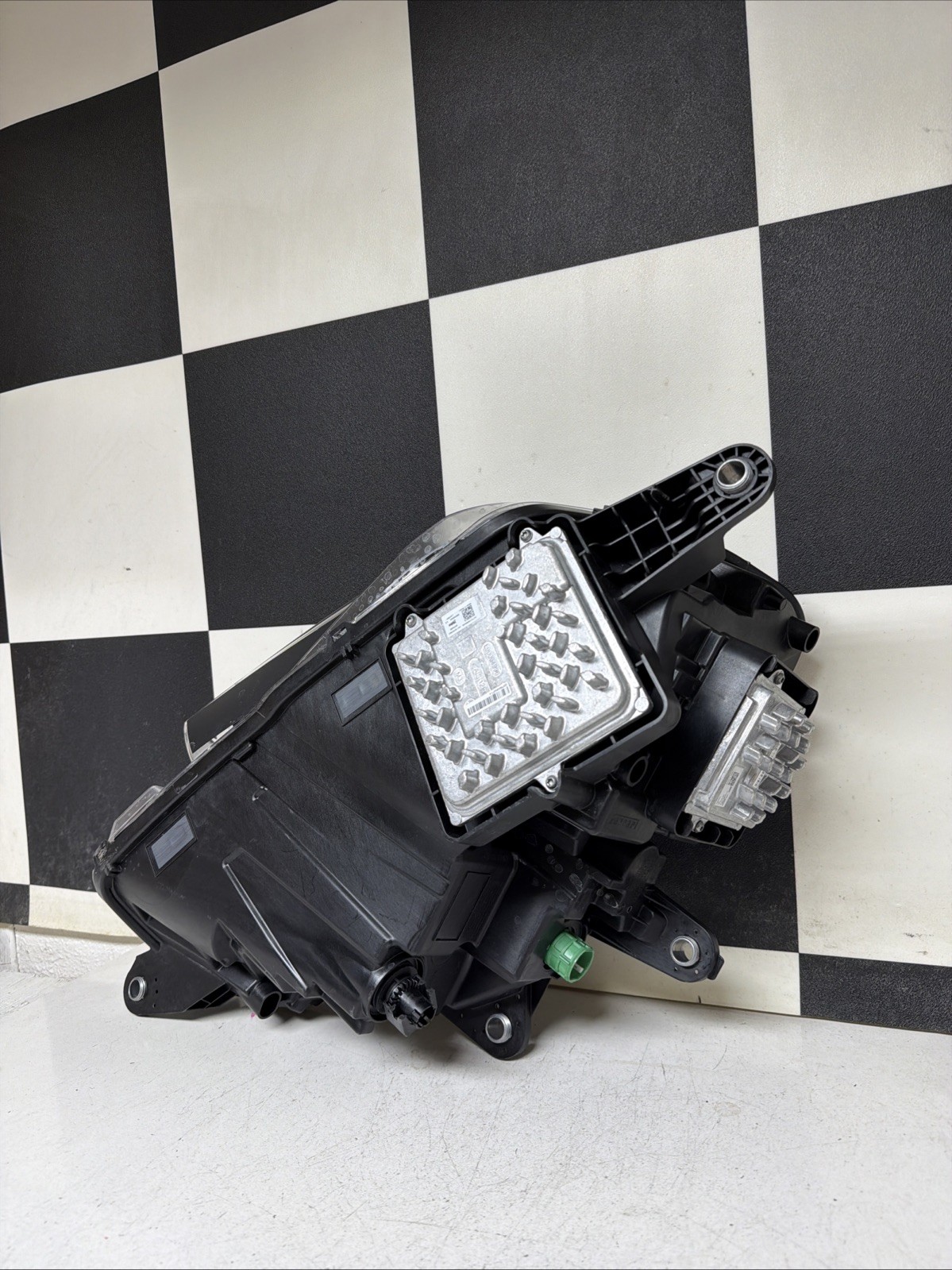 2020 2021 2022 2023 2024 2025 Ferrari SF90 Stradale Left Headlight Used Oem